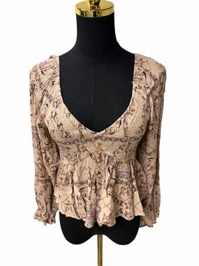 blue b Floral Smocked Peplum Long Sleeve Blouse Size L